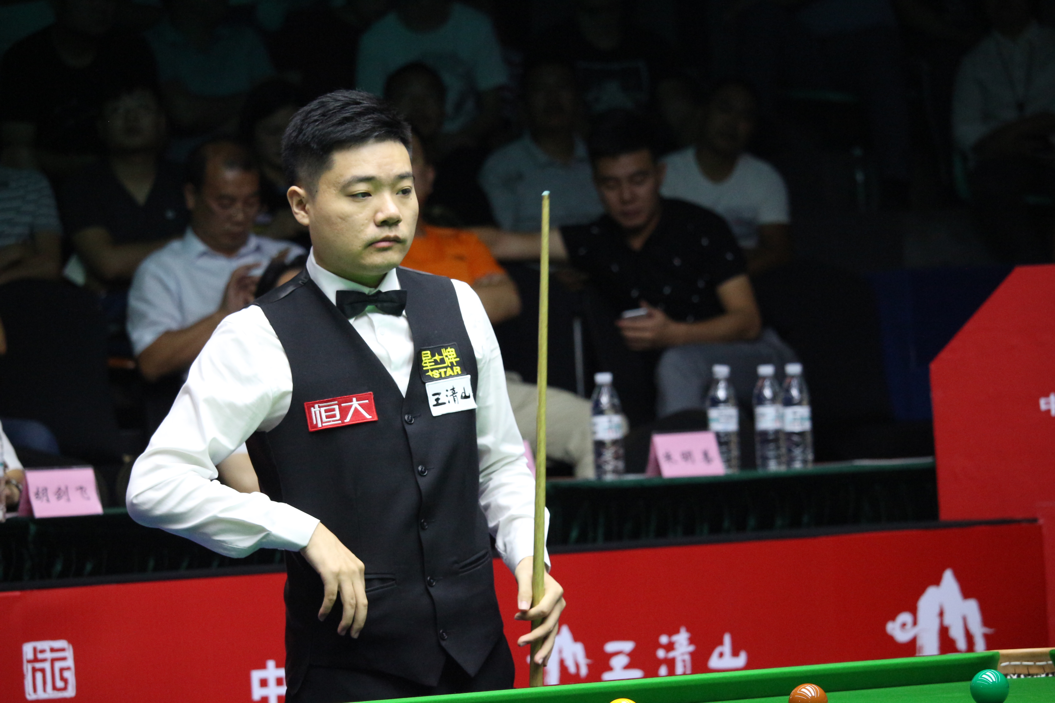 少年老成 少年老成