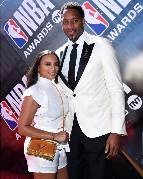 板保护了球 板保护了球