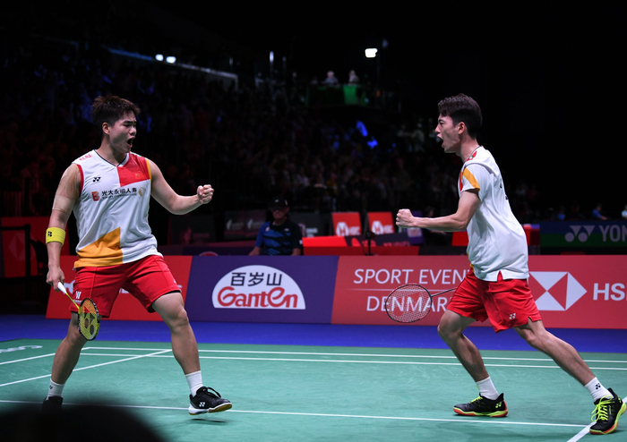 顶级赛事中 顶级赛事中