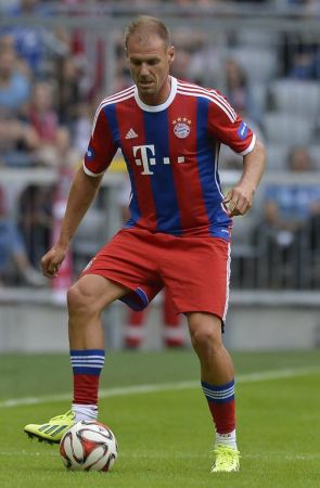 仅依靠明星 仅依靠明星